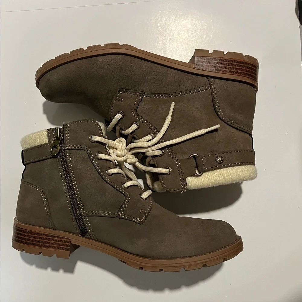 Rugged Brown and Cream Ankle Booties with Cozy Lining